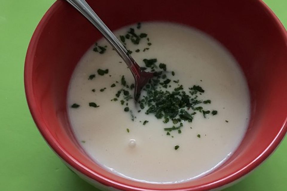 Schnelle Spargelcremesuppe Schnelle Spargelcremesuppe