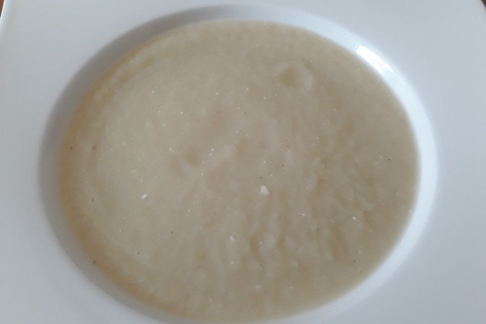 Schnelle Spargelcremesuppe Schnelle Spargelcremesuppe