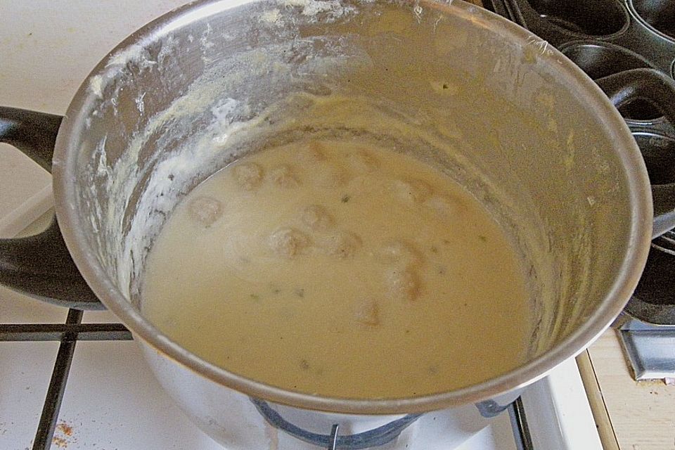 Schnelle Spargelcremesuppe Schnelle Spargelcremesuppe