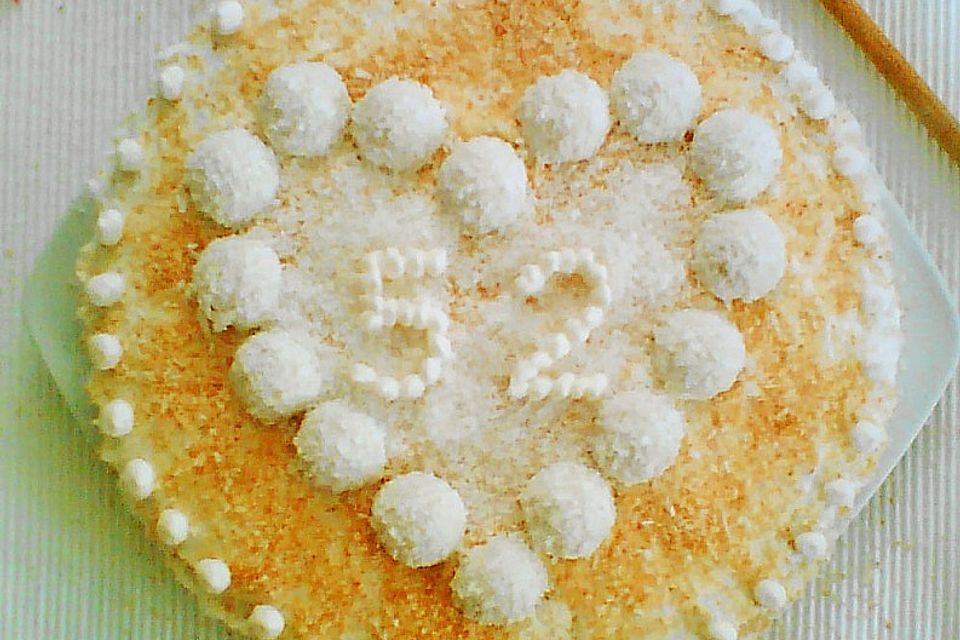 Erdbeer - Raffaelo - Torte