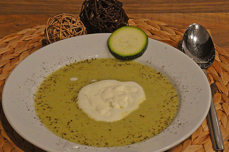 Zucchini - Suppe