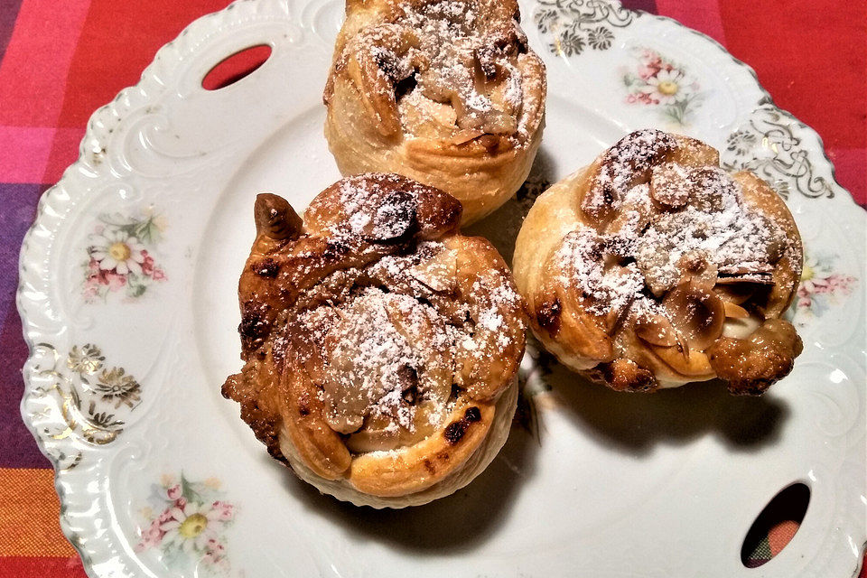 Mandelrollen mit Marzipan - Nuss - Füllung