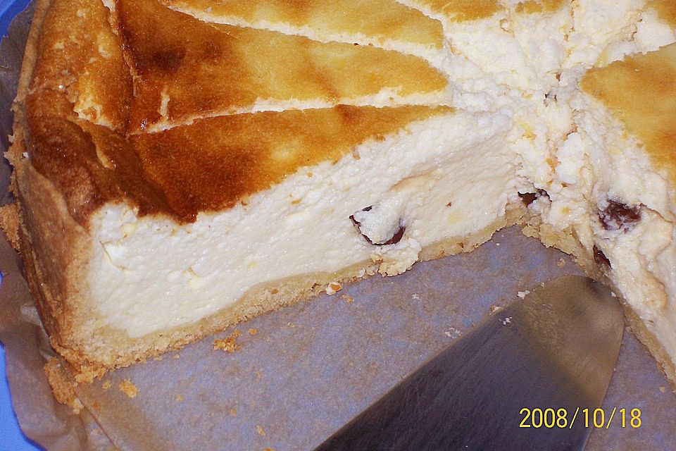 Käsekuchen mit Rosinen