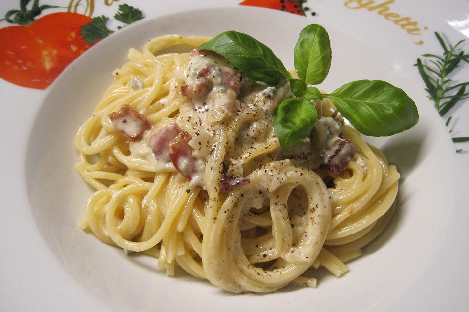 Spaghetti mit Gorgonzola - Sahne Sauce