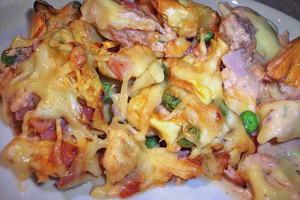 Tortelliniauflauf mit Thunfisch Tortelliniauflauf mit Thunfisch