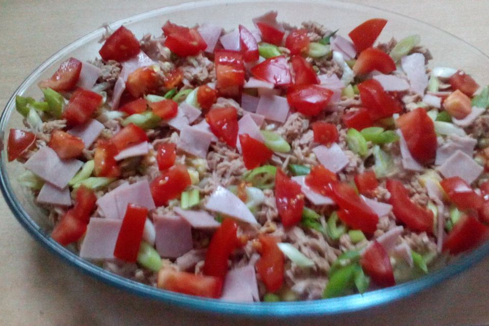 Tortelliniauflauf mit Thunfisch Tortelliniauflauf mit Thunfisch