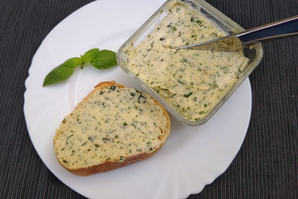 Kräuterbutter