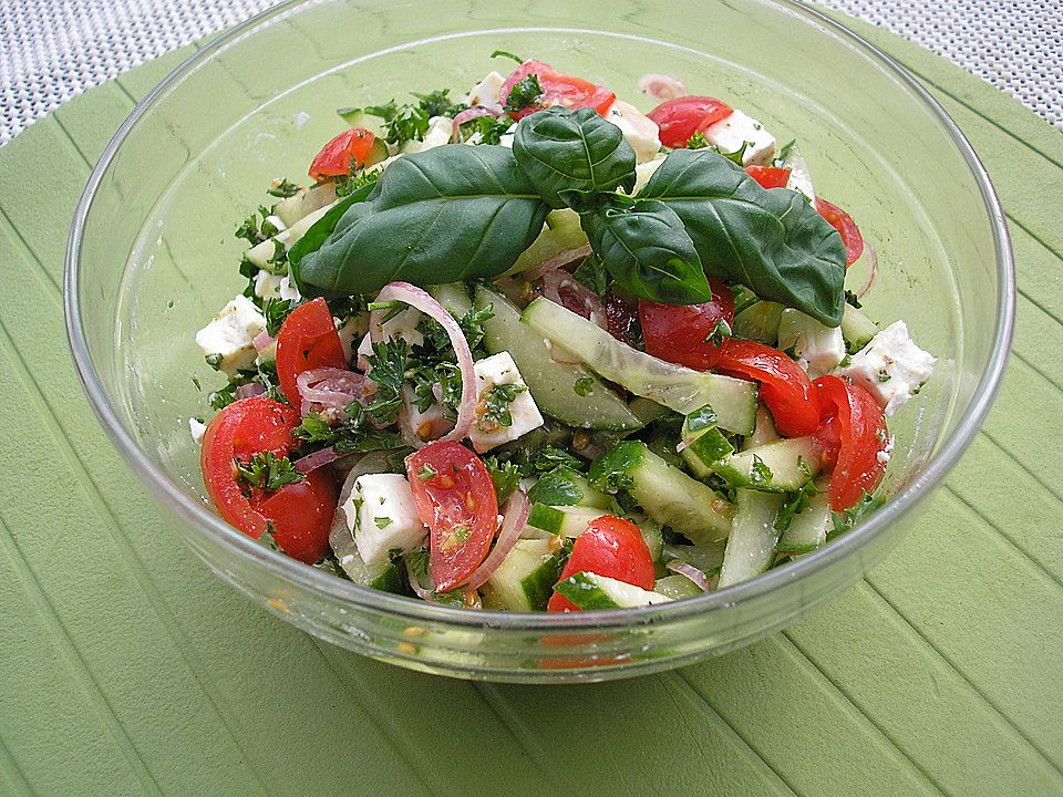 Tomaten - Gurken - Salat mit Feta von Liesbeth| Chefkoch
