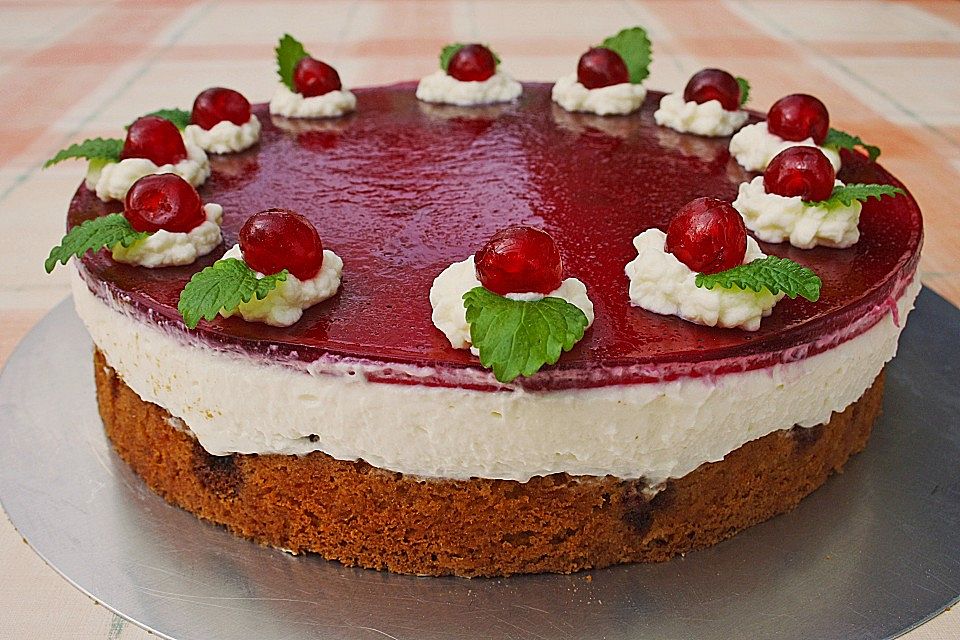 Rotkäppchen Torte