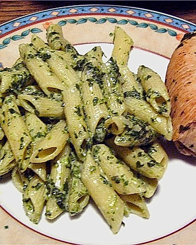 Putenröllchen mit Spinat und Gorgonzola