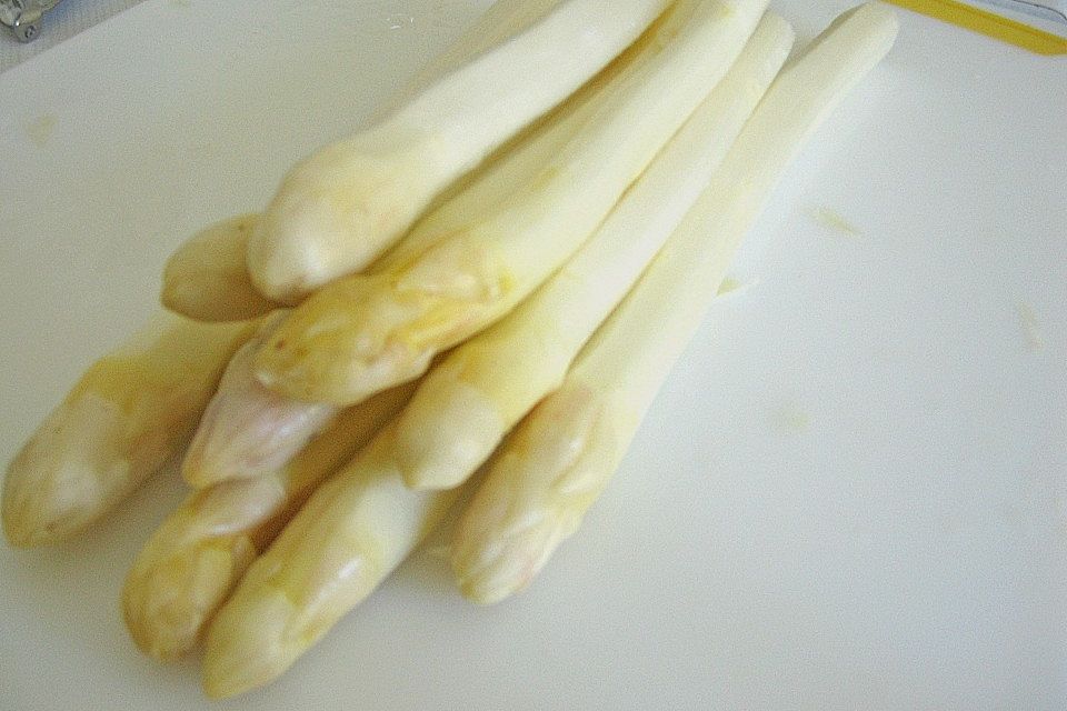 Spargel und Nudeln in Mascarpone - Sauce