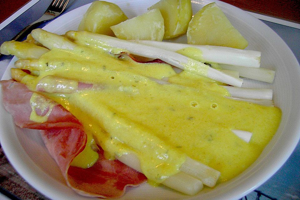 Spargelpäckchen mit Wiemys leichter Hollandaise Spargelpäckchen mit Wiemys leichter Hollandaise