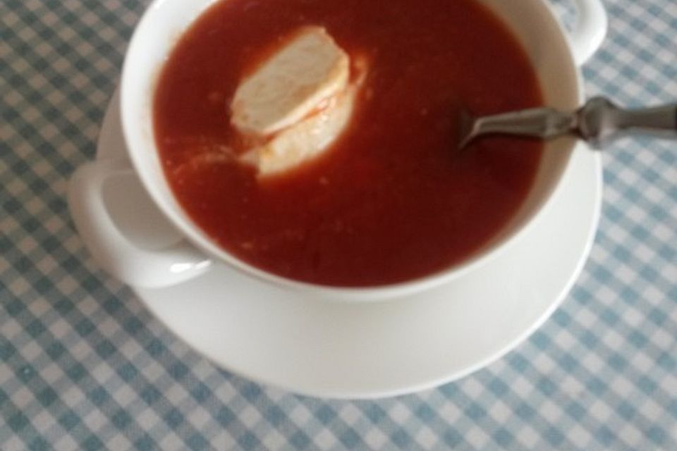 Gazpacho Andaluz - mit Staudensellerie