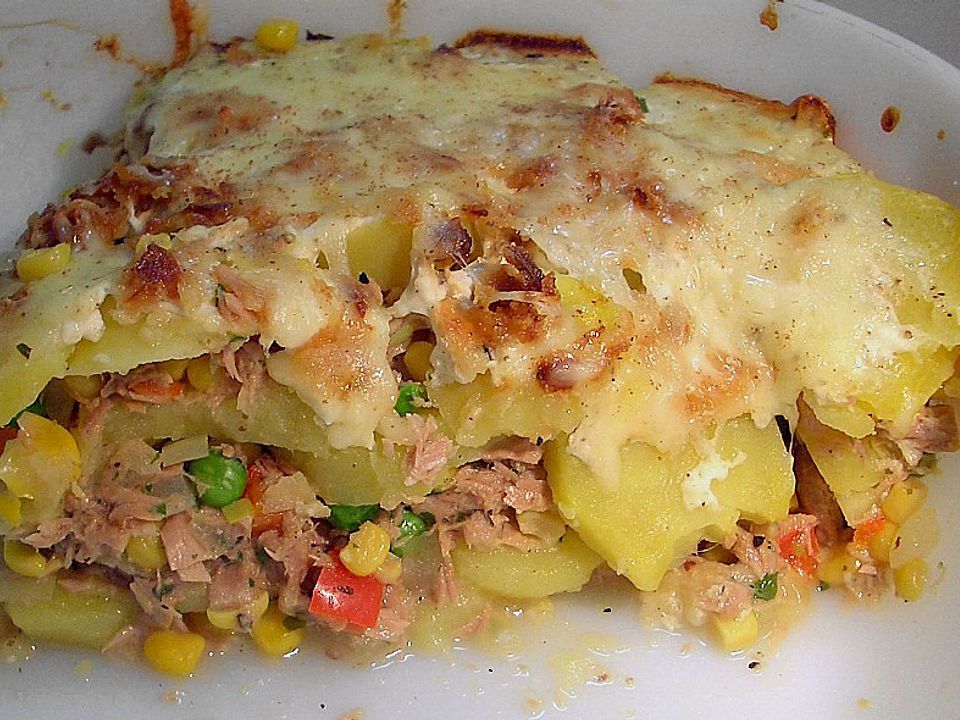Bunter Kartoffel - Thunfisch Auflauf - Kochen Gut | kochengut.de