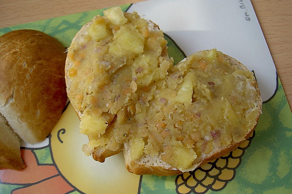 Brotaufstrich: leckere Linsenpaste Brotaufstrich: leckere Linsenpaste