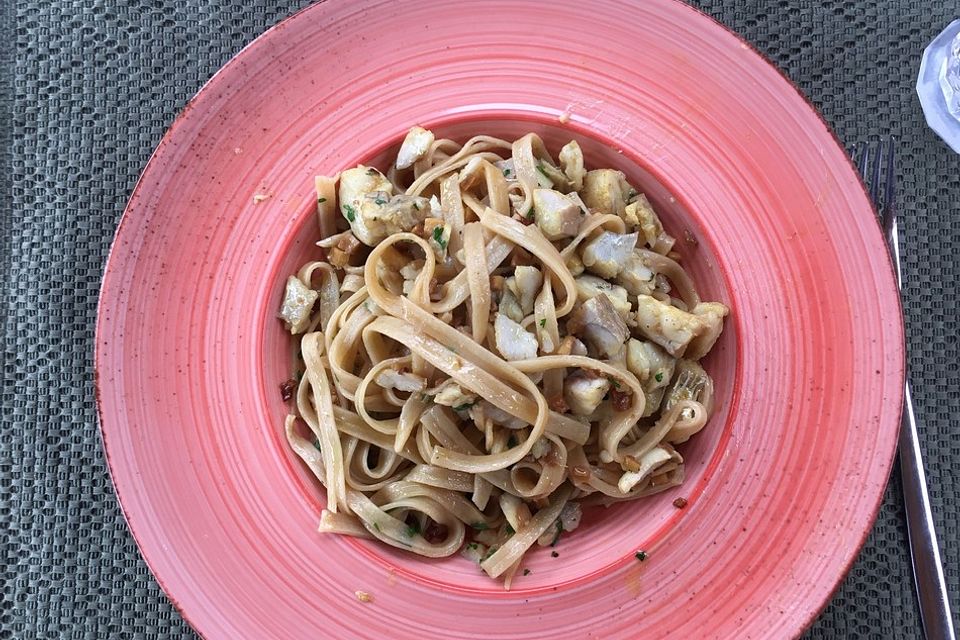 Spaghetti mit Thunfisch