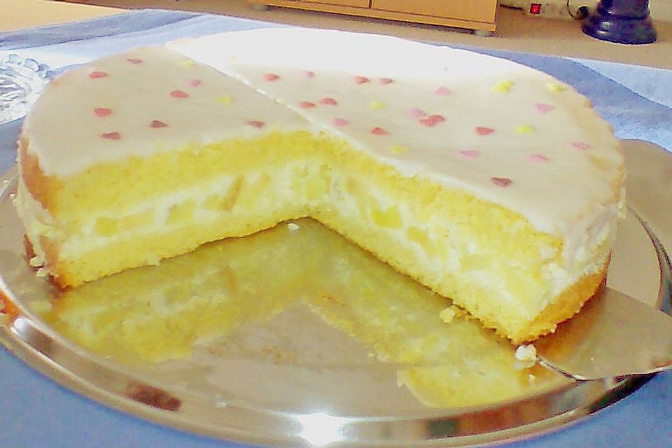 Apfel - Grieß - Torte mit Zitronenglasur