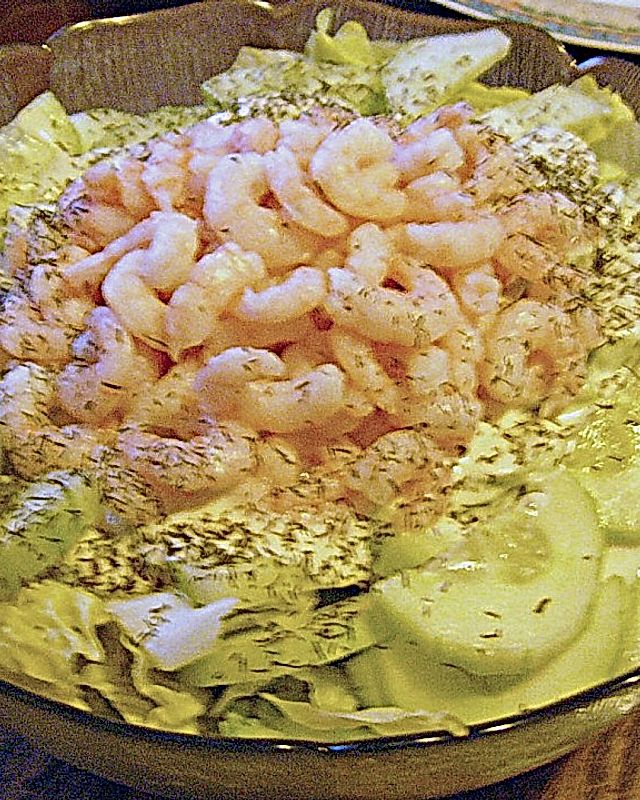 Shrimps - Salat mit Gurke und Dill - Sahne - Soße