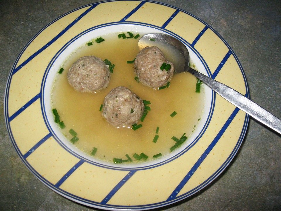 Leberknödelsuppe hausgemacht von miguan| Chefkoch