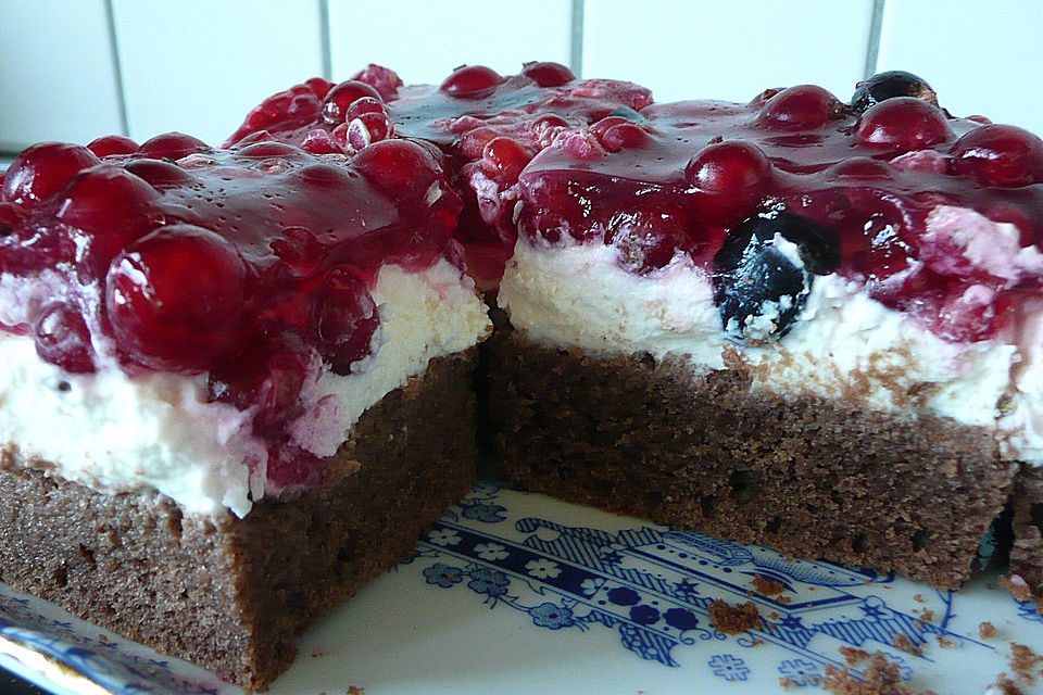 Beerenkuchen mit Mascarpone