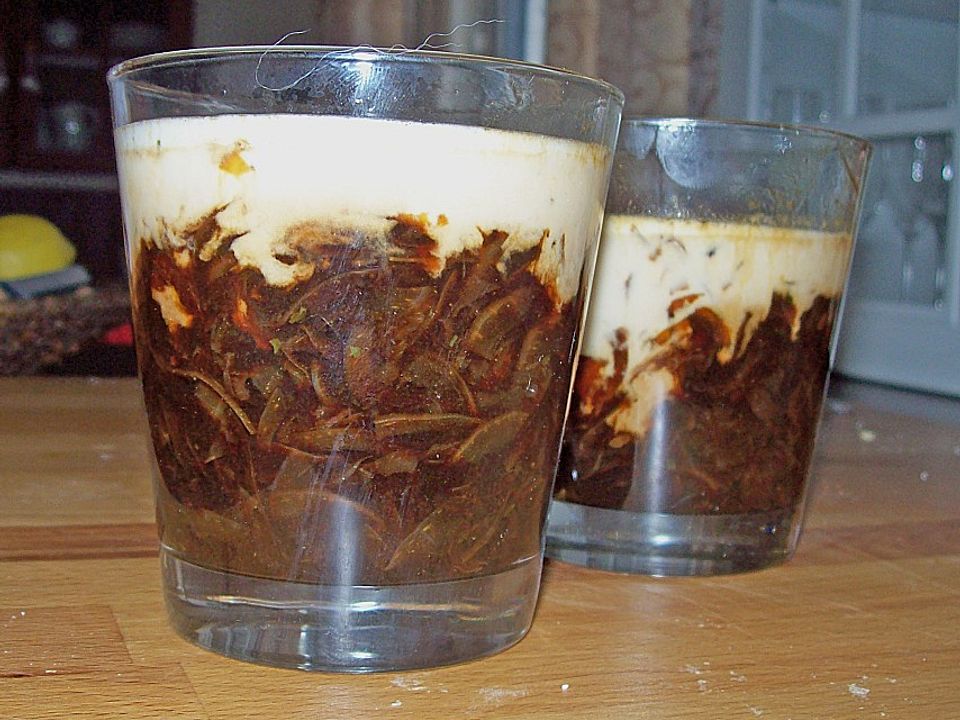 Cappuccino von karamellisierten Zwiebeln mit Gorgonzola - Schaum von ...