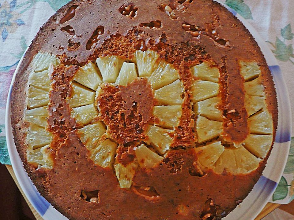 Ananas - Walnuss - Kuchen von haianne| Chefkoch
