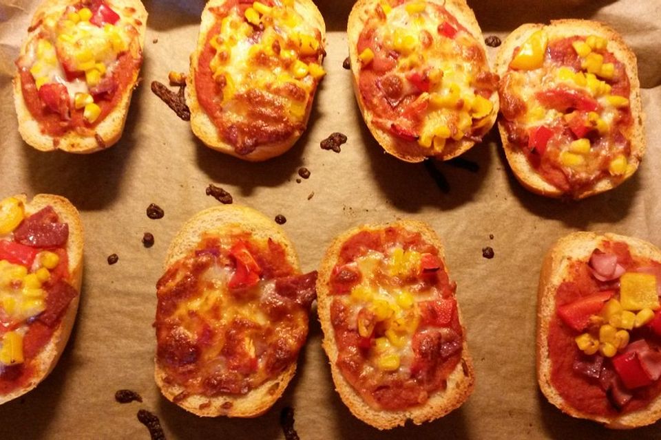 2 Minuten  Pizza-Brötchen