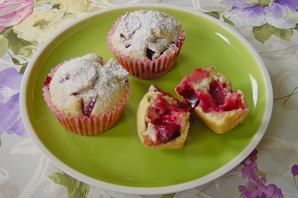 Saftige Pflaumenmuffins