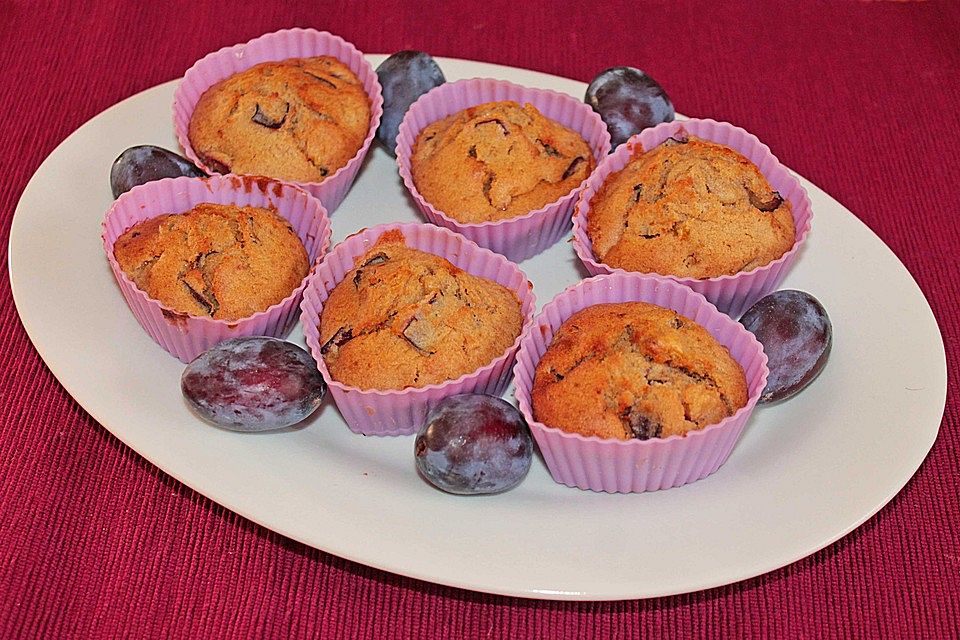 Saftige Pflaumenmuffins