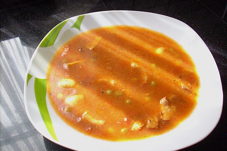 Pikante Gulaschsuppe