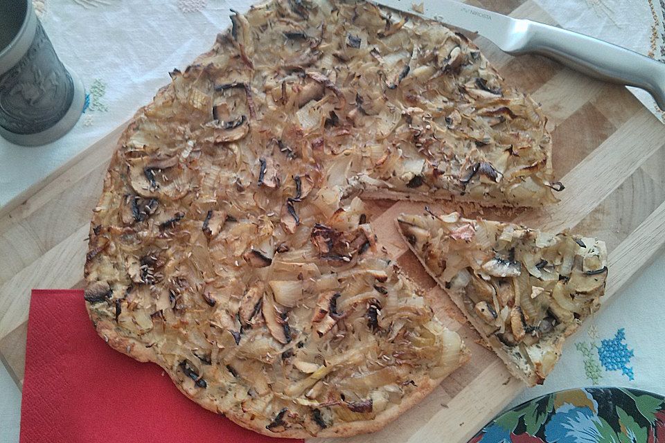 Veganer Zwiebelkuchen Veganer Zwiebelkuchen