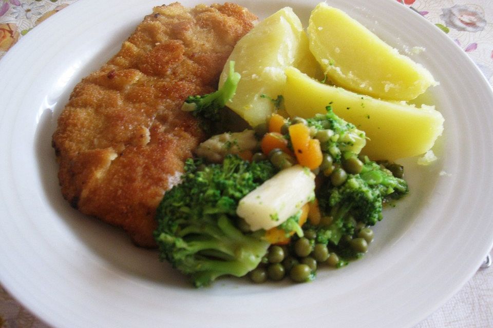 Schnitzel mit Sahne - Brokkoli - Sauce