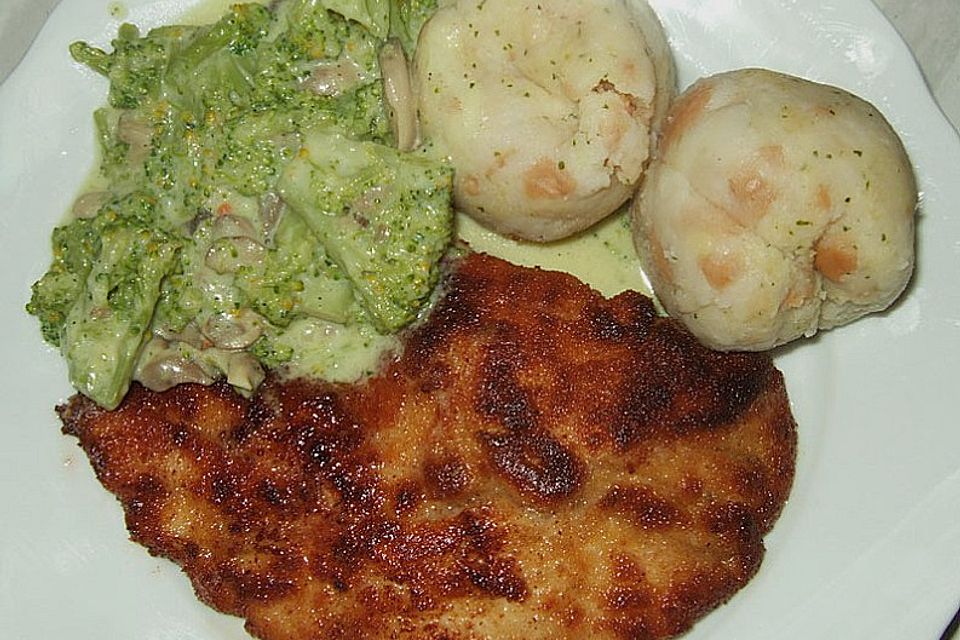 Schnitzel mit Sahne - Brokkoli - Sauce