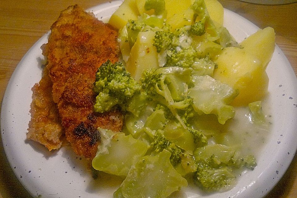 Schnitzel mit Sahne - Brokkoli - Sauce