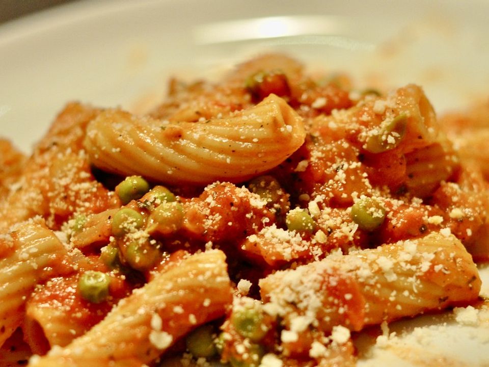 Rigatoni in Schinken - Sahne - Soße von Anka22w| Chefkoch