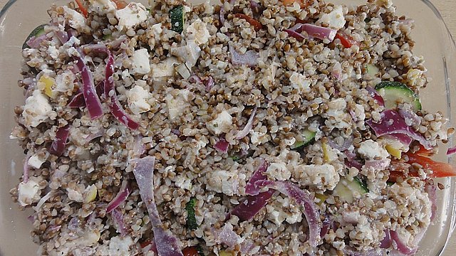 Zucchini mit Buchweizen - Käsekruste von hausmittelchen Zucchini mit Buchweizen - Käsekruste von hausmittelchen