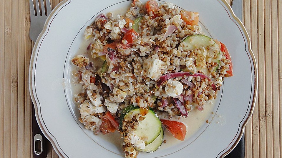 Zucchini mit Buchweizen - Käsekruste von hausmittelchen Zucchini mit Buchweizen - Käsekruste von hausmittelchen