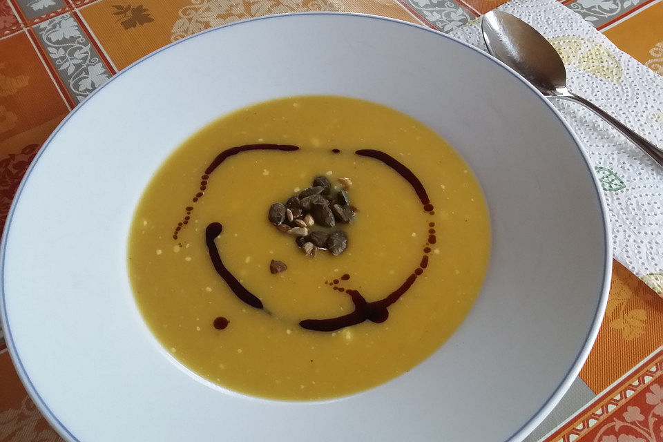 Kürbiscreme Suppe