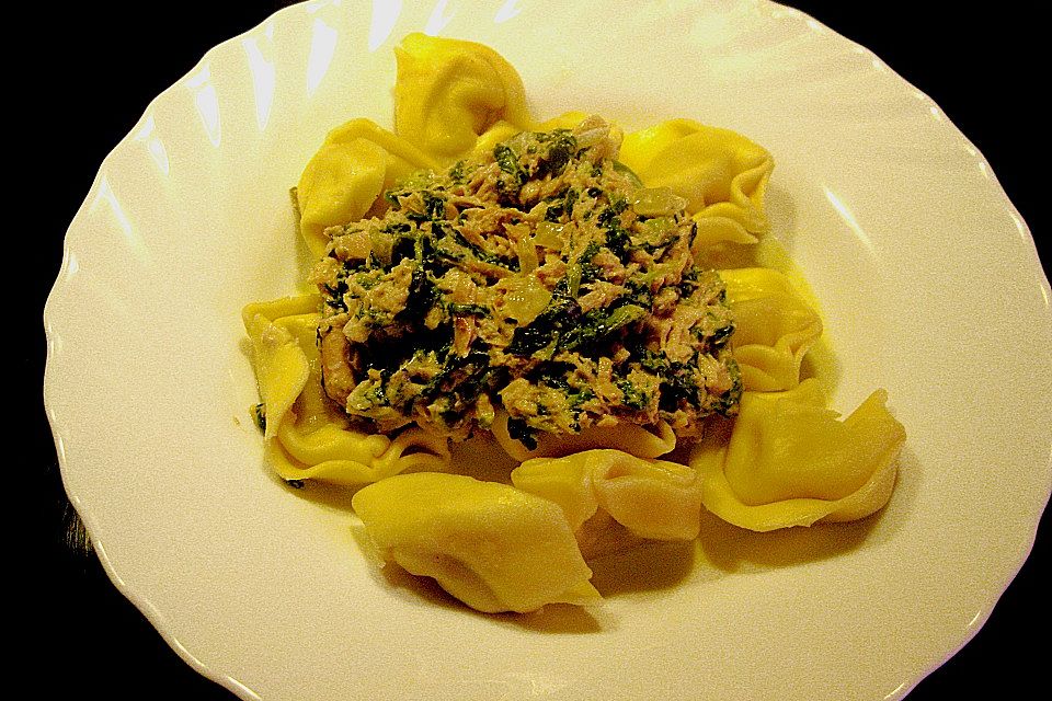 Tortellini in Spinat - Thunfisch