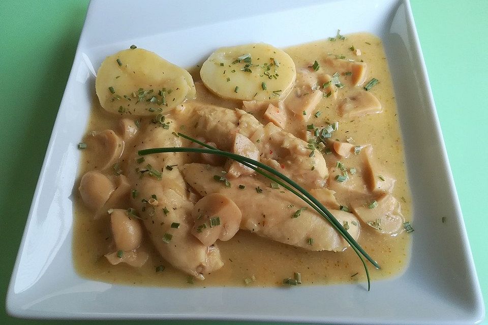 Hühnchenbrust mit Paprika, Pilze und Dill