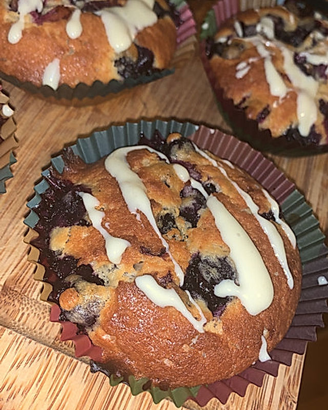 Weiße Schokoladen - Blaubeer Muffins