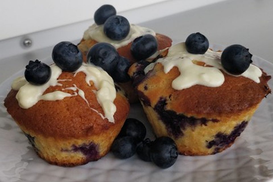 Weiße Schokoladen - Blaubeer Muffins