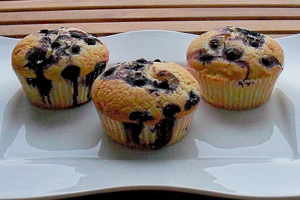 Weiße Schokoladen - Blaubeer Muffins