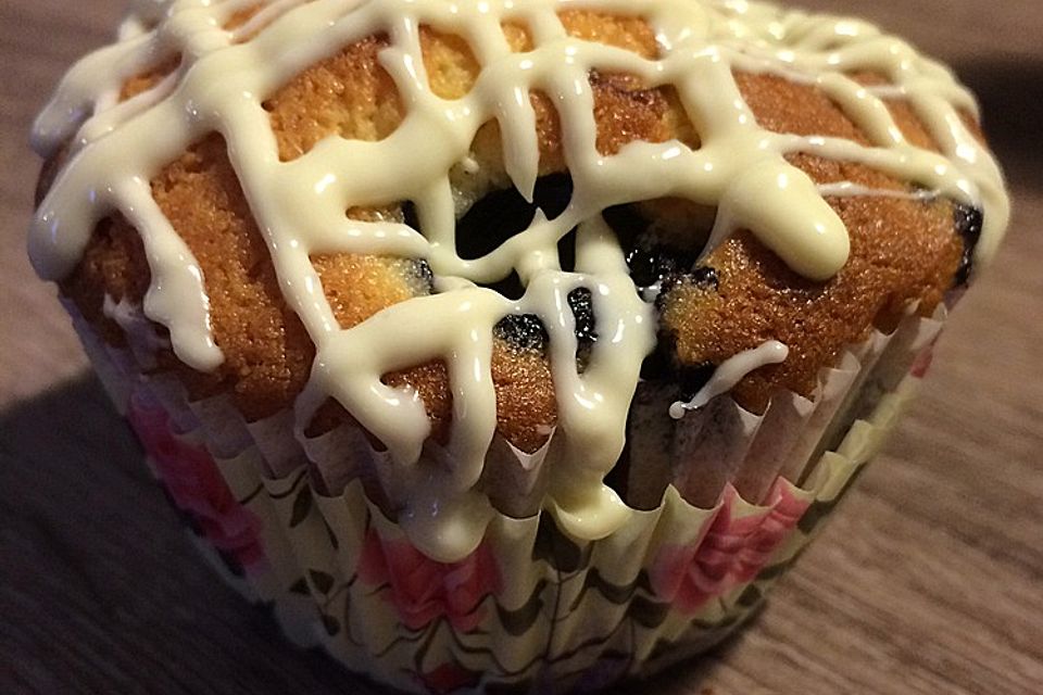 Weiße Schokoladen - Blaubeer Muffins