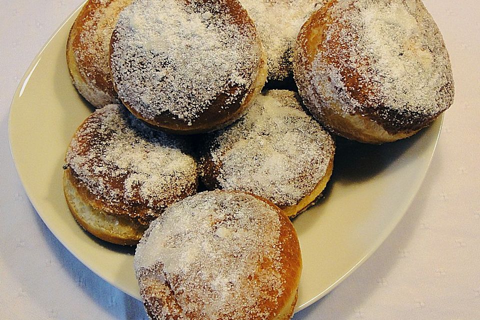 Fastnachtsküchle à la Oma Erni