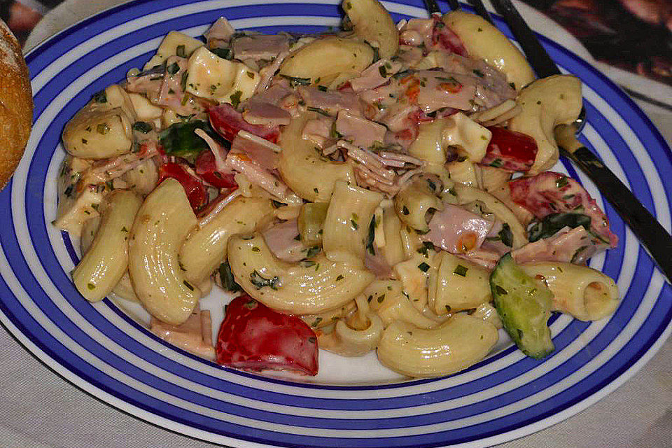 Nudelsalat mit Joghurt - Dip