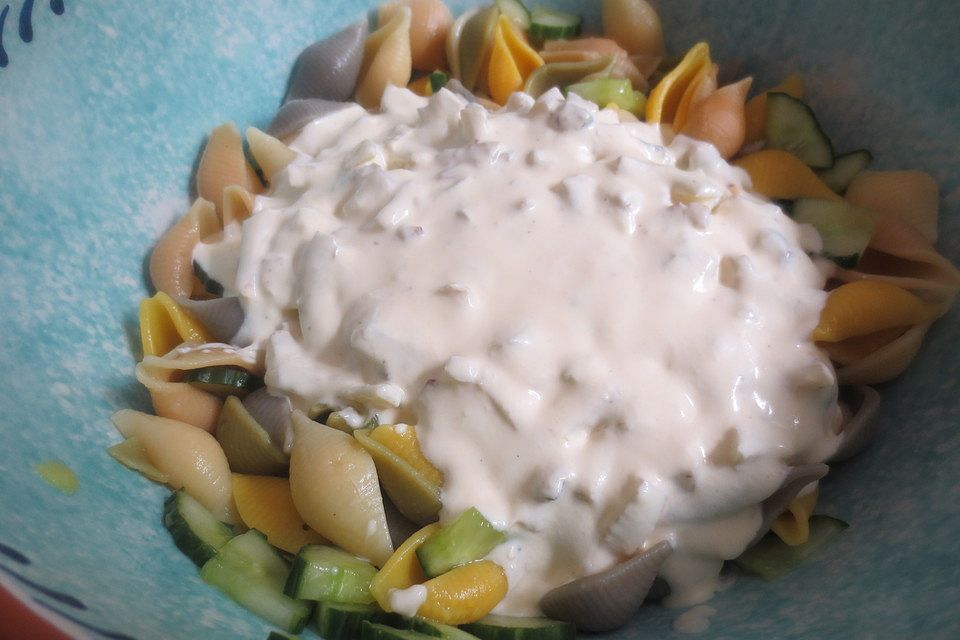 Nudelsalat mit Joghurt - Dip