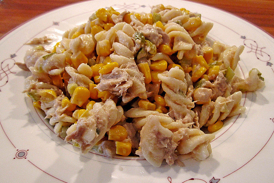 Nudelsalat mit Thunfisch