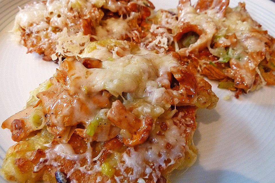 Pilzrösti mit Lauchzwiebeln Pilzrösti mit Lauchzwiebeln