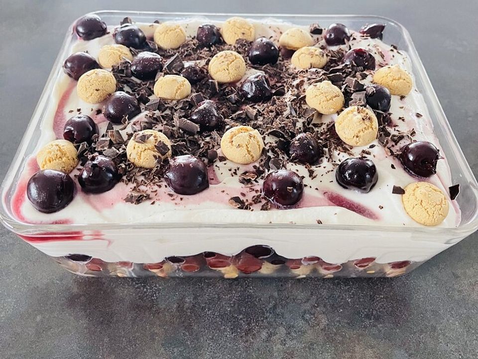 Mascarpone - Kirsch - Schichtspeise von Fräuleinwunder| Chefkoch